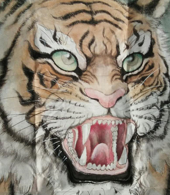 威凜虎嘯頭