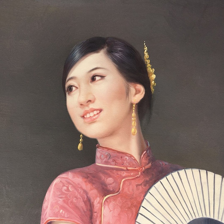 陈一茗 拿着扇子