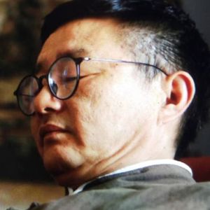 张士玉
