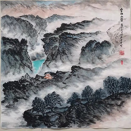 空靈 云涌山峦
