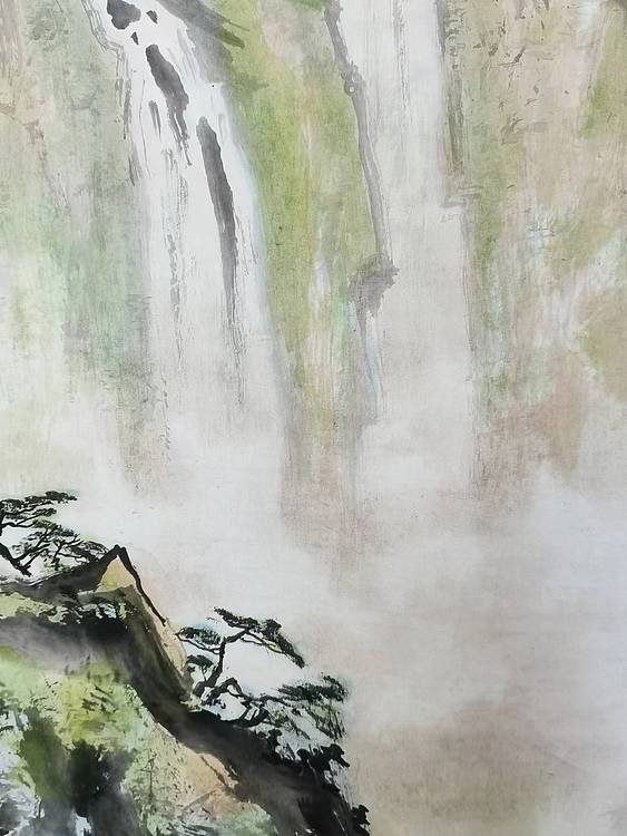 秦广宁 飞流直下三千尺，疑是银河落九天。