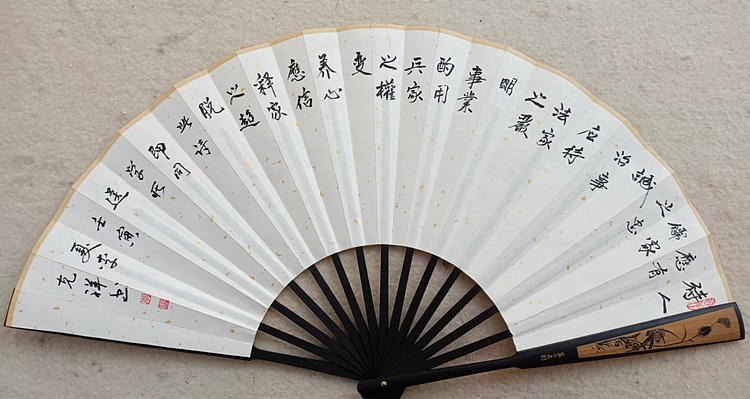 翱翔 樱桃