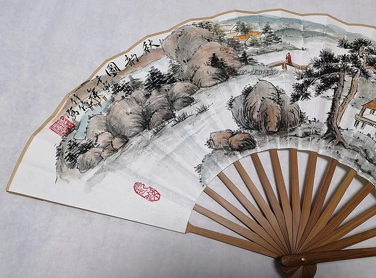 仟亿 松山秋韵图 扇子