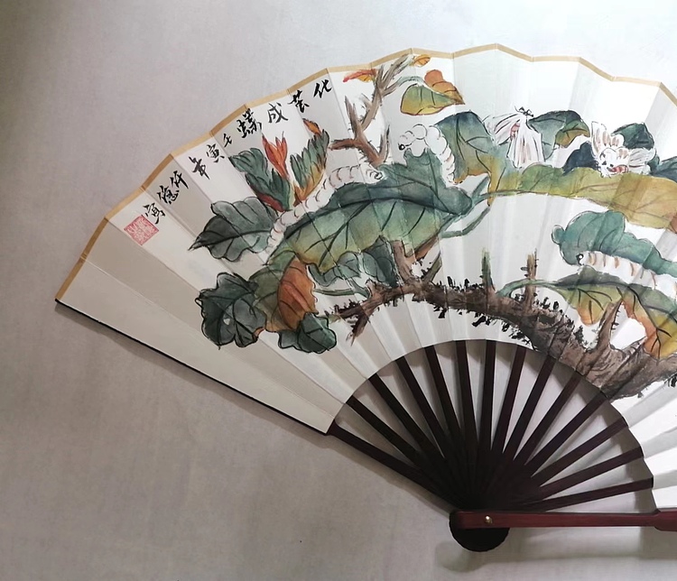 仟亿 化茧成蝶 扇子