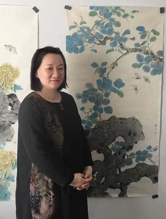 中国美术家协会会员、中国工笔画学会会员、詹力