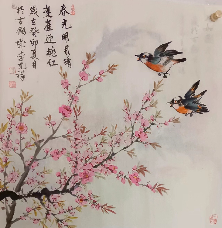 翱翔 春光明月清，双雀迎桃红