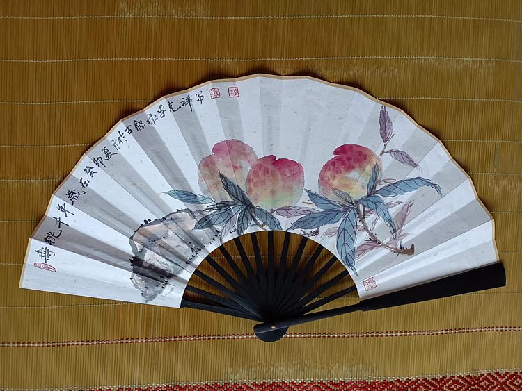 翱翔 寿桃三千年