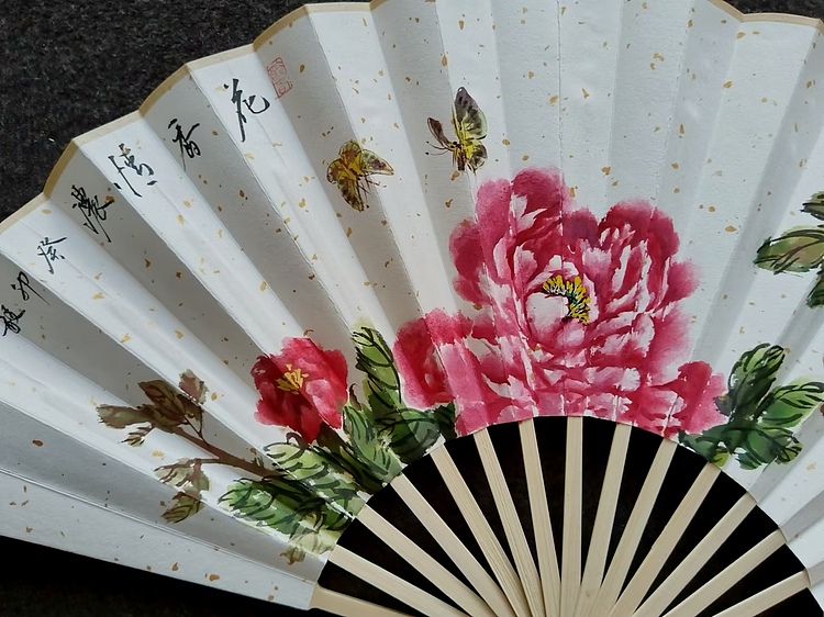 当代著名书画家 醉墨 朱毅江国画扇面《花香情浓》