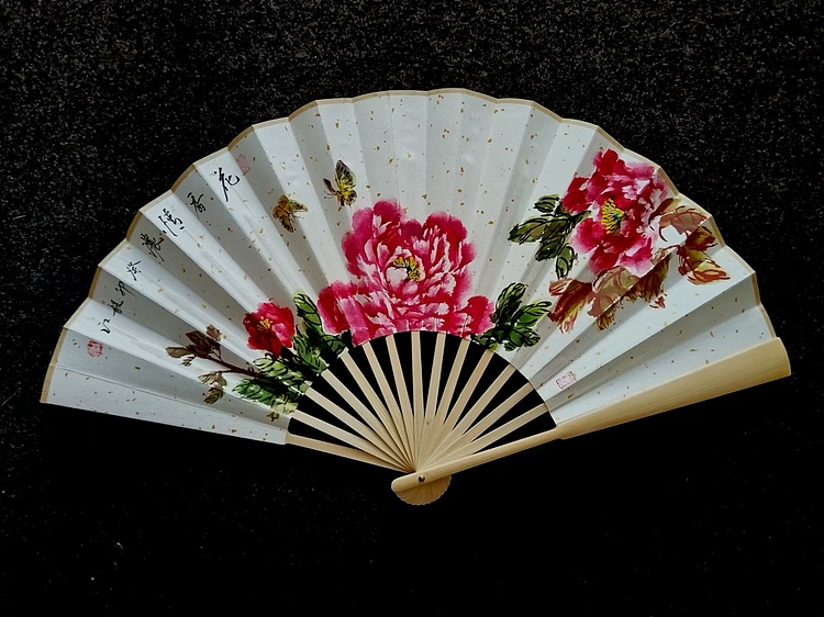 当代著名书画家 醉墨 朱毅江国画扇面《花香情浓》