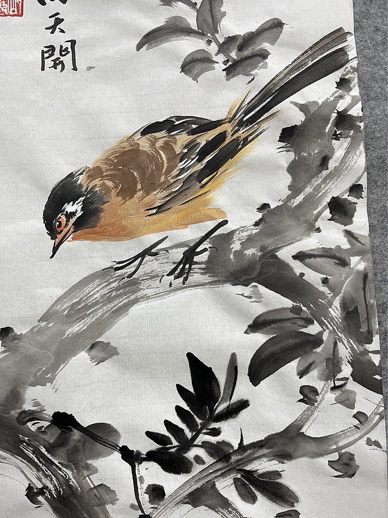 江苏省花鸟画研究会会员  邵红艳 高枝独舞向天开