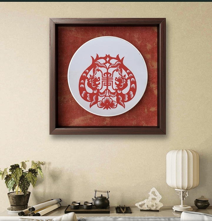 职业书画家 一念 剪纸作品《福袋》《双龙献寿》《富贵有鱼》