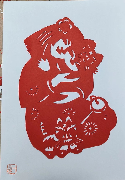 职业书画家 一念 剪纸《元宝兔》《母子情深》《福寿有鱼》《荷花》《脸谱》