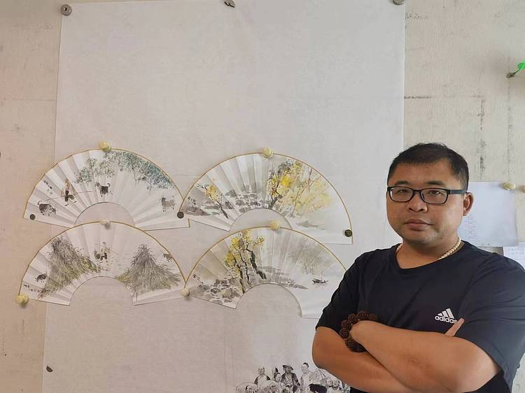 中国美协会员，天津美术学院 刘子展 (带合影)