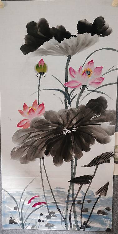 青年书画家 泰然自若 映日荷花别样红