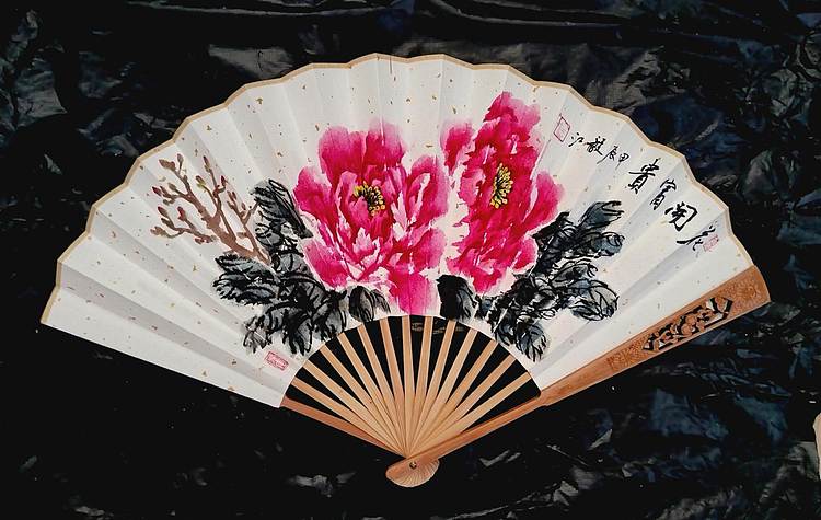 当代著名书画家 醉墨 朱毅江扇面牡丹作品