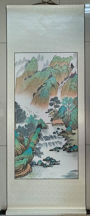 默墨 春